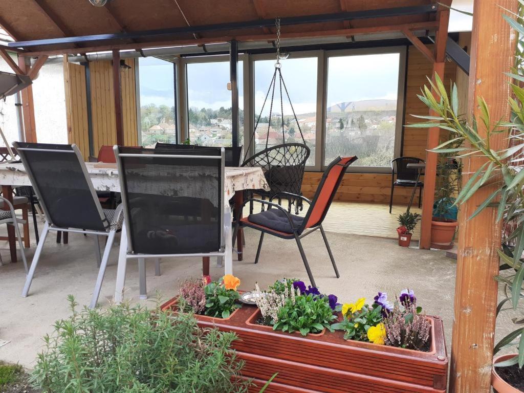 Apartmán Domboldal Vendeghaz Noszvaj Exteriér fotografie